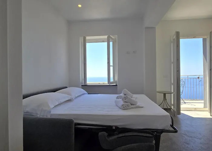 La Piazzetta - Homy 5 Terre